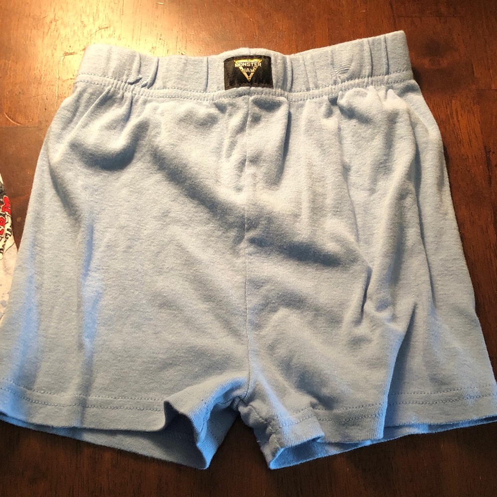 🍄 Monster Truck Pajama Shorts Set - Picture 3 of 4